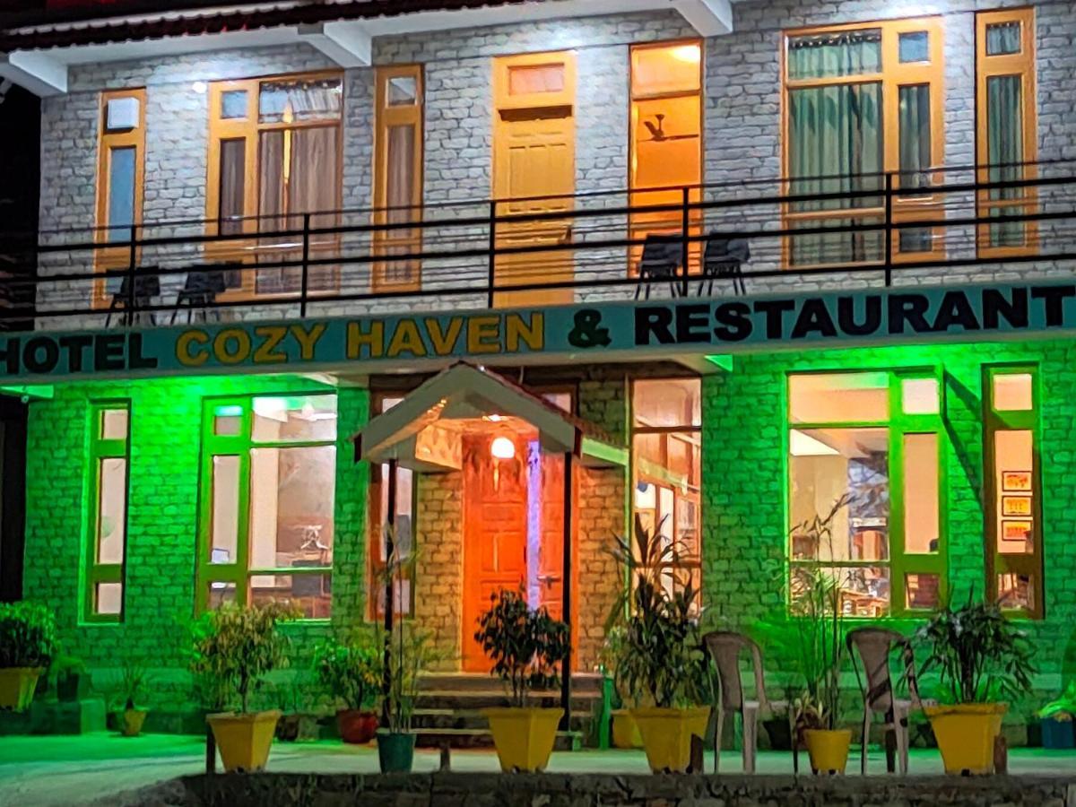 Hotel Cozy Haven Манді Екстер'єр фото